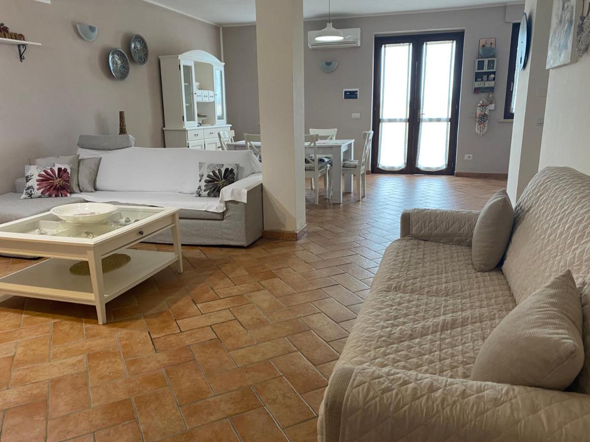 Agriturismo Colle D' Oro Pescia Romana Eksteriør bilde