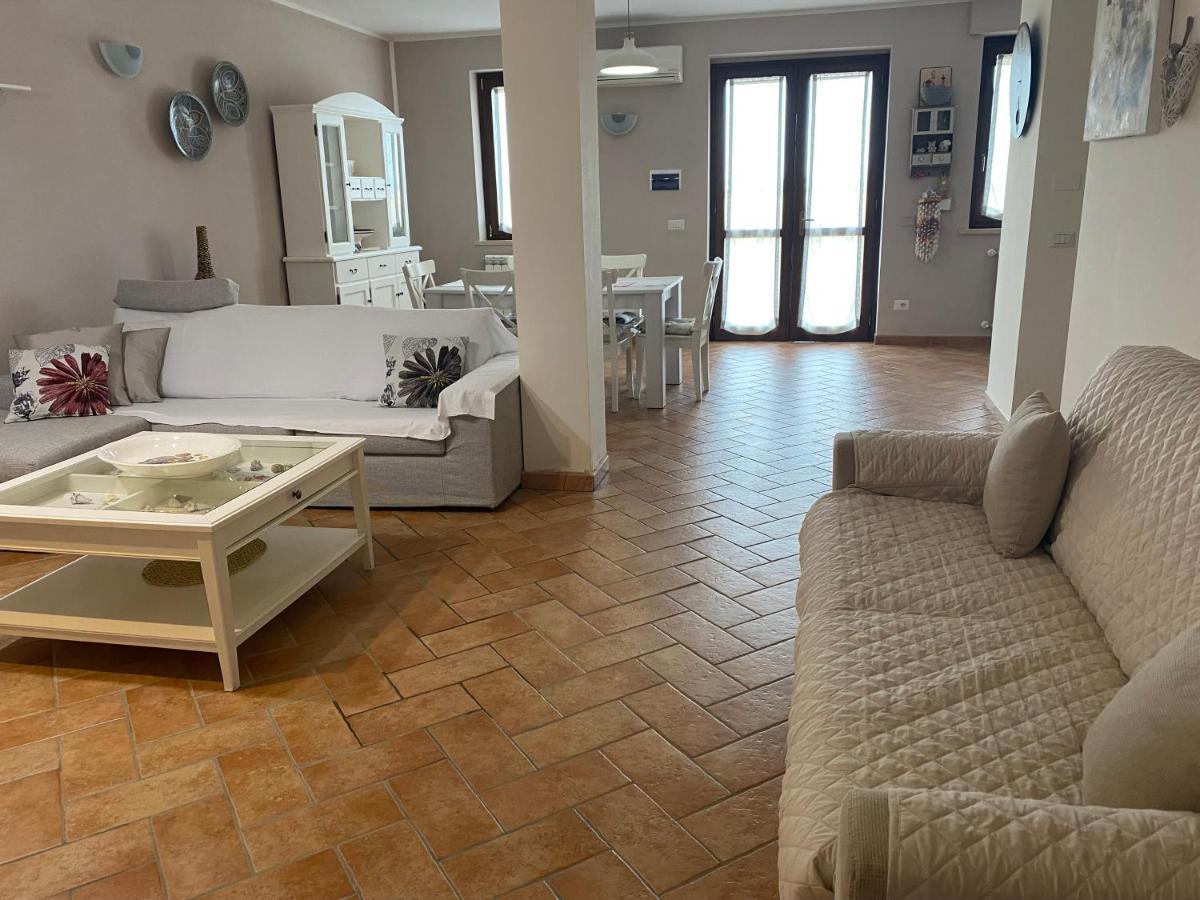 Agriturismo Colle D' Oro Pescia Romana Eksteriør bilde