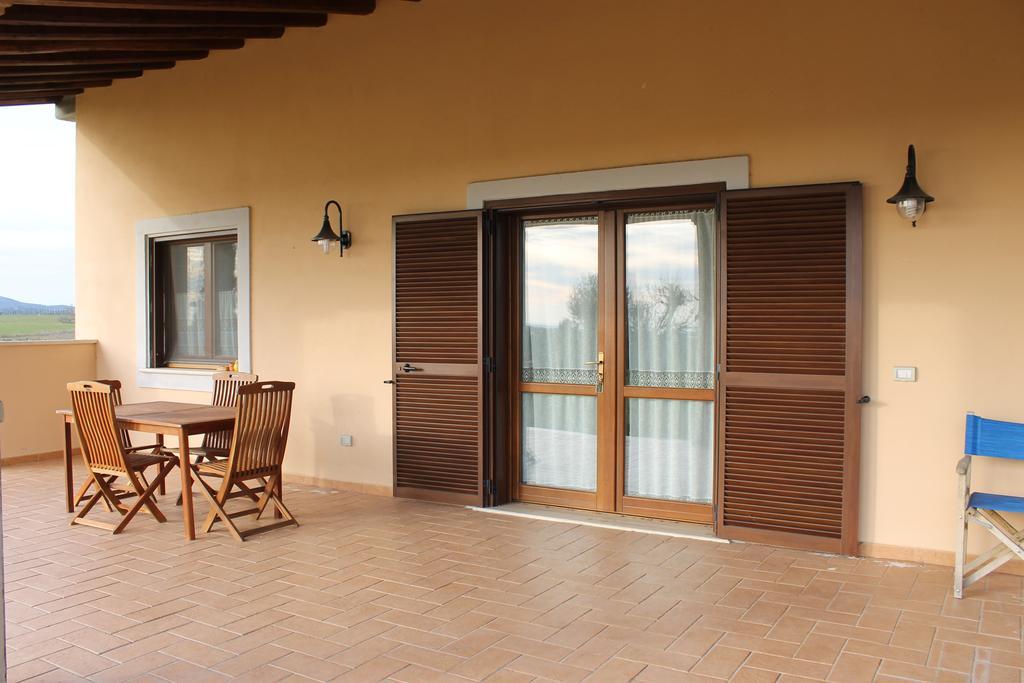 Agriturismo Colle D' Oro Pescia Romana Rom bilde