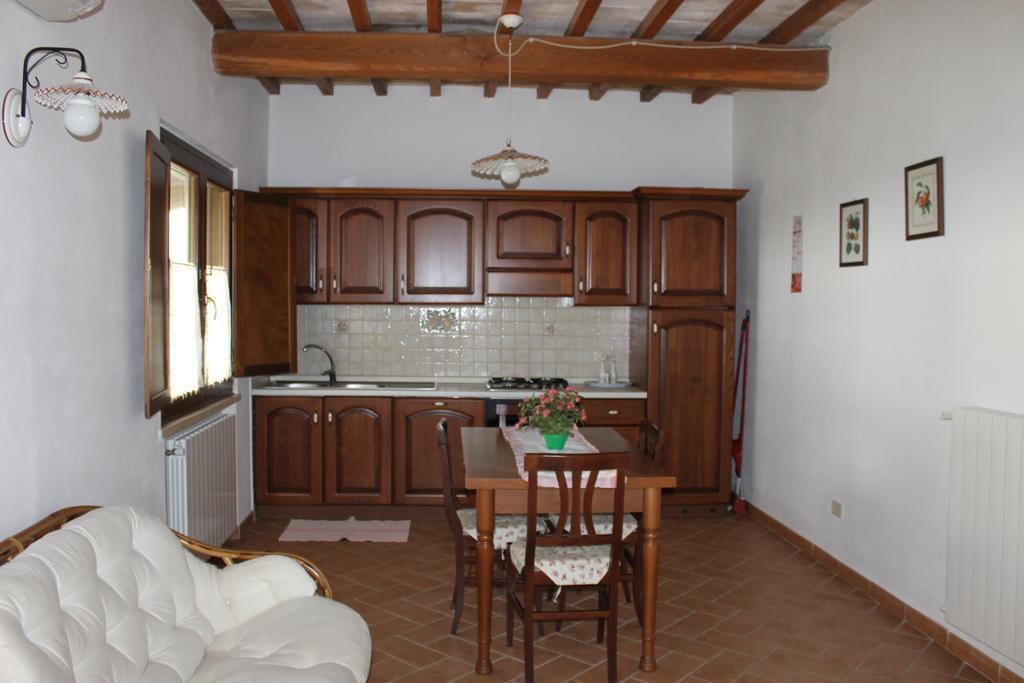 Agriturismo Colle D' Oro Pescia Romana Rom bilde