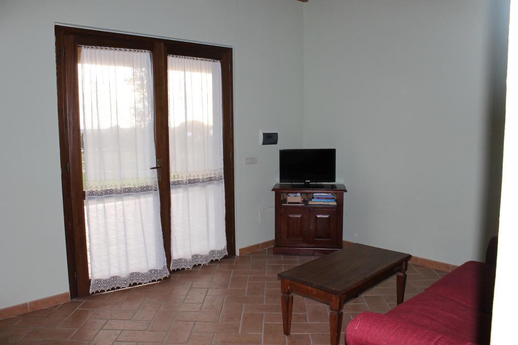 Agriturismo Colle D' Oro Pescia Romana Rom bilde
