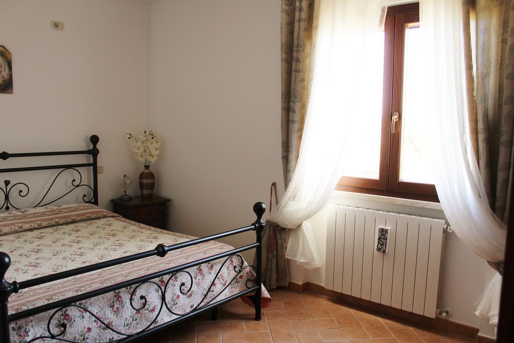 Agriturismo Colle D' Oro Pescia Romana Eksteriør bilde