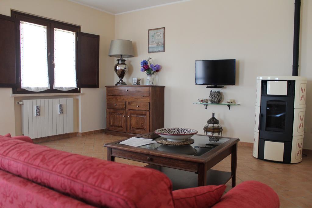 Agriturismo Colle D' Oro Pescia Romana Eksteriør bilde
