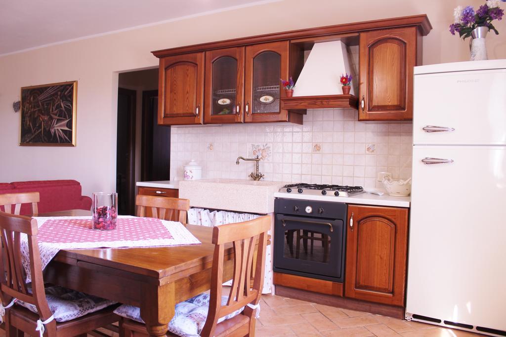 Agriturismo Colle D' Oro Pescia Romana Eksteriør bilde