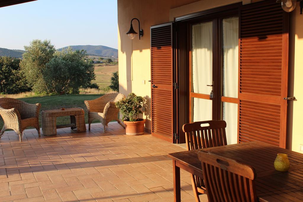 Agriturismo Colle D' Oro Pescia Romana Eksteriør bilde